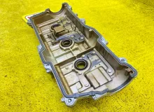 Клапанная крышка TOYOTA LAND CRUISER PRADO/HILUX SURF/4RUNNER/GRANVIA/GRAND HIACE/HILUX/TACOMA/TUNDRA 2003 1120162040 VZJ120W/VZJ120/VZJ121W/VZJ121/VZJ125W/VZJ125/VZN185L/VZN180L/VZN185W/VZN210W/VZN210/VZN215W/VZN215/VCH22K/VCH28K/VZN167R/VZN172R/VZJ90W/V