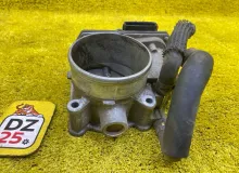 Заслонка дроссельная TOYOTA LAND CRUISER PRADO/LAND CRUISER/HILUX SURF/FJ CRUISER 2006 2203031010 UZN210/UZN215/RZN215W/GRN215W/GRN210/TRN215W/KDN215W/VZN215W 1GRFE, передняя