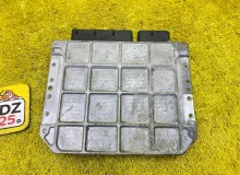 Блок управления двс TOYOTA VENZA 2015 896610T111 AGV10L 1ARFE, передний