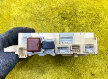 Блок предохранителей LEXUS LS430 2003 8273050101 UCF30L/UCF30L/UCF30 3UZFE, передний