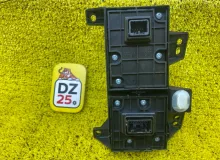 Кнопка ручника LEXUS NX300H/NX300/NX200T/NX200 2020 8401078310 AYZ10/AYZ15/AGZ10/AGZ15/AGZ15L 2ARFXE, передняя