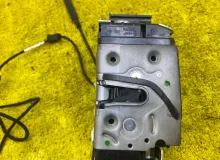 Замок двери Mercedes-Benz SLK-Class 2012 A1727600240 R172.447 M271DE18AL, передний правый