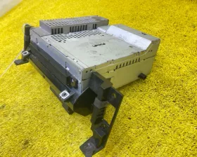 Магнитофон Land Rover