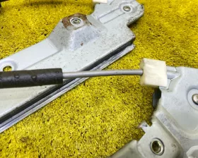 Стеклоподъемник NISSAN