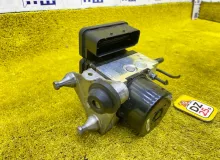 Блок abs Mercedes-Benz SLK-Class 2012 A1729014000 R172.447 M271DE18AL, передний