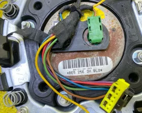 Подушка безопасности водителя BMW