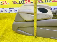 Бардачок между сиденьями AUDI Q7 2007/Цвет R6R6 4L0863242H1GK 4LBARA/4LBARS/4LBHKA/4LBHKS/4LCJTL/4LCJTS/4LB BAR, передний