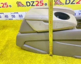 Бардачок между сиденьями VAG
