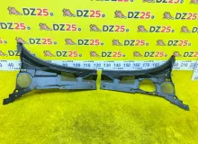 Жабо JAGUAR XF 2010 8X23F021B44 CC9/X250 204PT/PT204, переднее