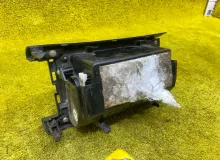 Бардачок между сиденьями LEXUS HS250H 5880575020 ANF10L 2AZFXE, передний