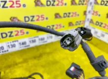 Коса двс TOYOTA ISIS 2011/Цвет 070 8212144720 ZGM10G/ZGM10W/ZGM11G/ZGM11W/ZGM15G/ZGM15W/ZNM10W/ZNM10G/ANM10G/ANM10W/ANM15G/ANM15W 2ZRFAE, передняя