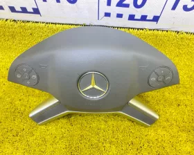 Подушка безопасности водителя Mercedes-Benz