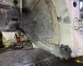 Лонжерон TOYOTA
