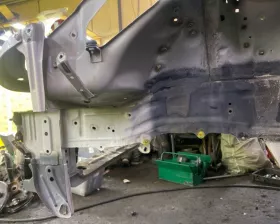 Лонжерон TOYOTA