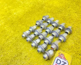 Гайка на колесо TOYOTA