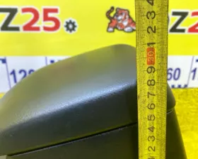 Бардачок между сиденьями SUZUKI