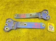 Петли двери багажника NISSAN MISTRAL 1996/Цвет TJ4 904000F000 KR20 TD27T, задние