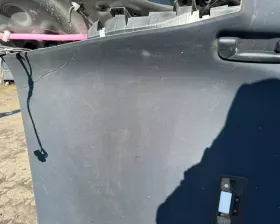 Обшивка потолка Toyota