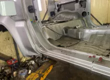 Порог кузова SUZUKI JIMNY WIDE 1999/Цвет Z2S 6411181A01P41 JB33W G13B, передний правый