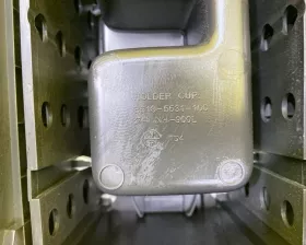 Бардачок между сиденьями HONDA