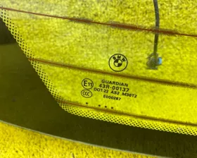 Стекло двери багажника BMW