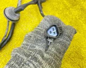 Коса под капот TOYOTA