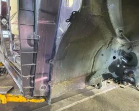Лонжерон TOYOTA