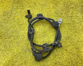Датчик abs TOYOTA