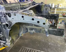 Лонжерон Mercedes-Benz