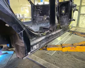 Порог кузова Mercedes-Benz