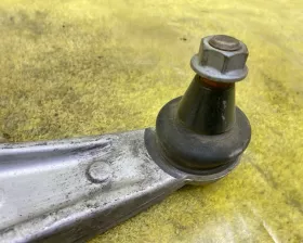 Рычаг Nissan