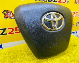 Подушка безопасности водителя Toyota