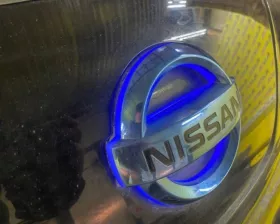 Капот Nissan