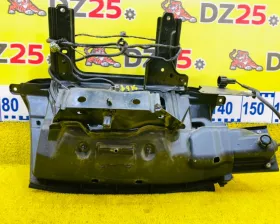 Капот Nissan