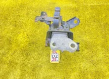 Подушка двигателя TOYOTA COROLLA FIELDER 2010/ЦВЕТ 202 1230537030 ZRE144G 2ZRFAE, передняя правая