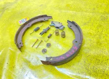 Механизм стояночного тормоза TOYOTA TUNDRA 2007 UCK50/UCK51/UCK52/UCK55/UCK56/UCK57/USK51L/USK50L/USK52L/USK55L/USK56L/USK57L/GSK50/GSK51/GSK52/UPK50/UPK51/UPK52/UPK55/UPK56/UPK57 2UZFE, задний левый