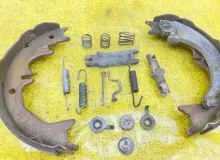 Механизм стояночного тормоза TOYOTA 4RUNNER/HILUX SURF 2006 UZN210/UZN215/RZN215W/GRN215W/GRN210/TRN215W/KDN215W/VZN215W 2UZFE, задний правый