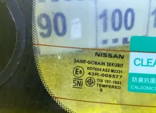 Стекло двери багажника NISSAN MARCH 903001HH0A K13, заднее