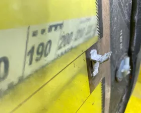 Стекло двери багажника Nissan