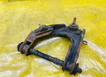 Рычаг DAIHATSU ROCKY/FEROZA 1995/Цвет B23 F300S HDE, передний правый Рычаг DAIHATSU ROCKY/FEROZA 1995/Цвет B23 F300S HDE, передний правый