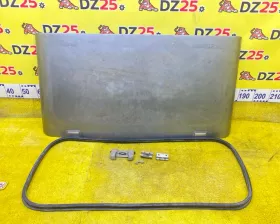 Люк Toyota