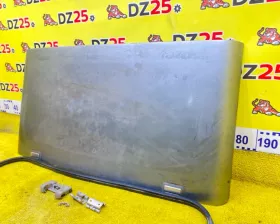 Люк Toyota