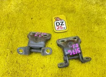 Петля дверная DAIHATSU ROCKY/FEROZA 1991/Цвет 168 F300S HDE, передняя левая Петля дверная DAIHATSU ROCKY/FEROZA 1991/Цвет 168 F300S HDE, передняя левая