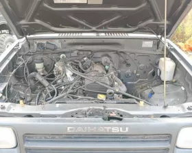 Петли двери багажника Toyota