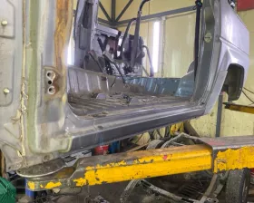 Порог кузова Toyota