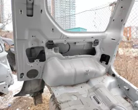 Крыло заднее Suzuki