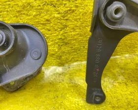 Петля капота Mercedes-Benz