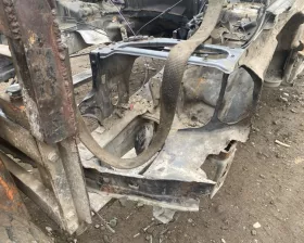 Лонжерон Mercedes-Benz