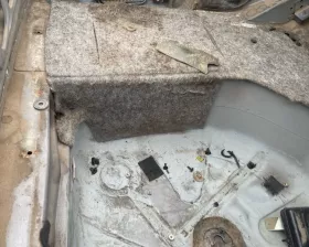 Тазик железный Mercedes-Benz