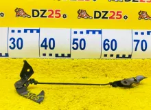 Замок капота TOYOTA LAND CRUISER PRADO 2003/Цвет 1D4 5355060040 VZJ121/VZJ120W/VZJ120/VZJ121W/VZJ125W/VZJ125/GRJ120W/GRJ120/GRJ121W/GRJ121/GRJ125W/KDJ125/LJ120/LJ125/RZJ120W/25W/KDJ120W/KDJ120/KDJ121W/KDJ121/RZJ120/RZJ125W/RZJ125/TRJ120W/TRJ120/TRJ125W/TR